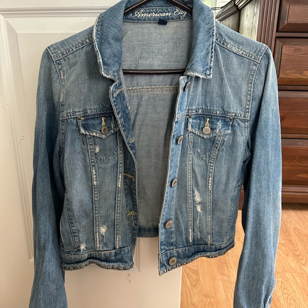 American Eagle Outfitters Women's Blue Denim Jacket